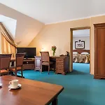 Wersal Hotell