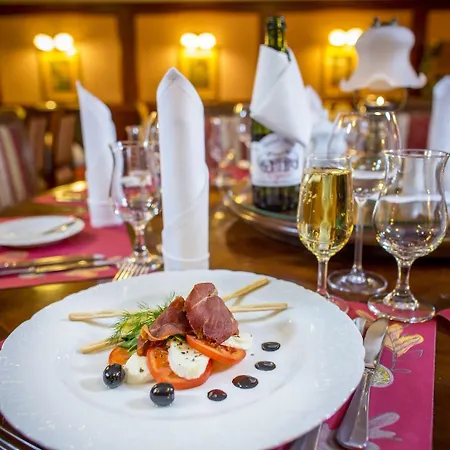 워살 호텔 자코파네