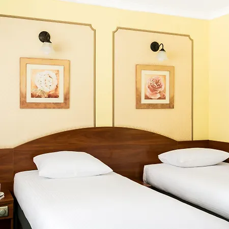 מלון Wersal זקופאנה