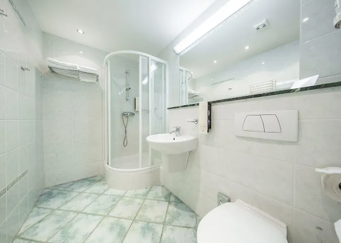 فيرساي 3* زاكوباني