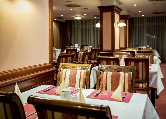 فيرساي زاكوباني