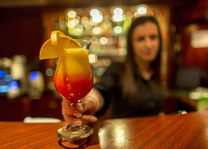 فندق فيرساي 3*